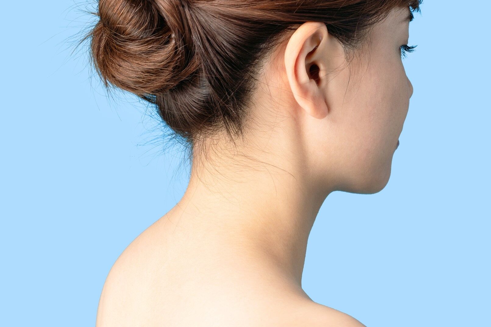 女性